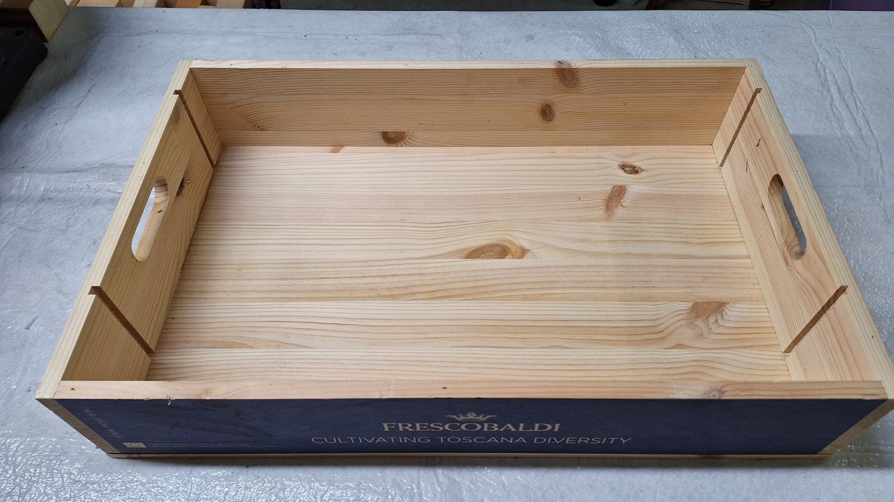 Piatti di portata: Holz - Garten-Serviertablar – Usato da Arlesheim venduto da shopradl 1