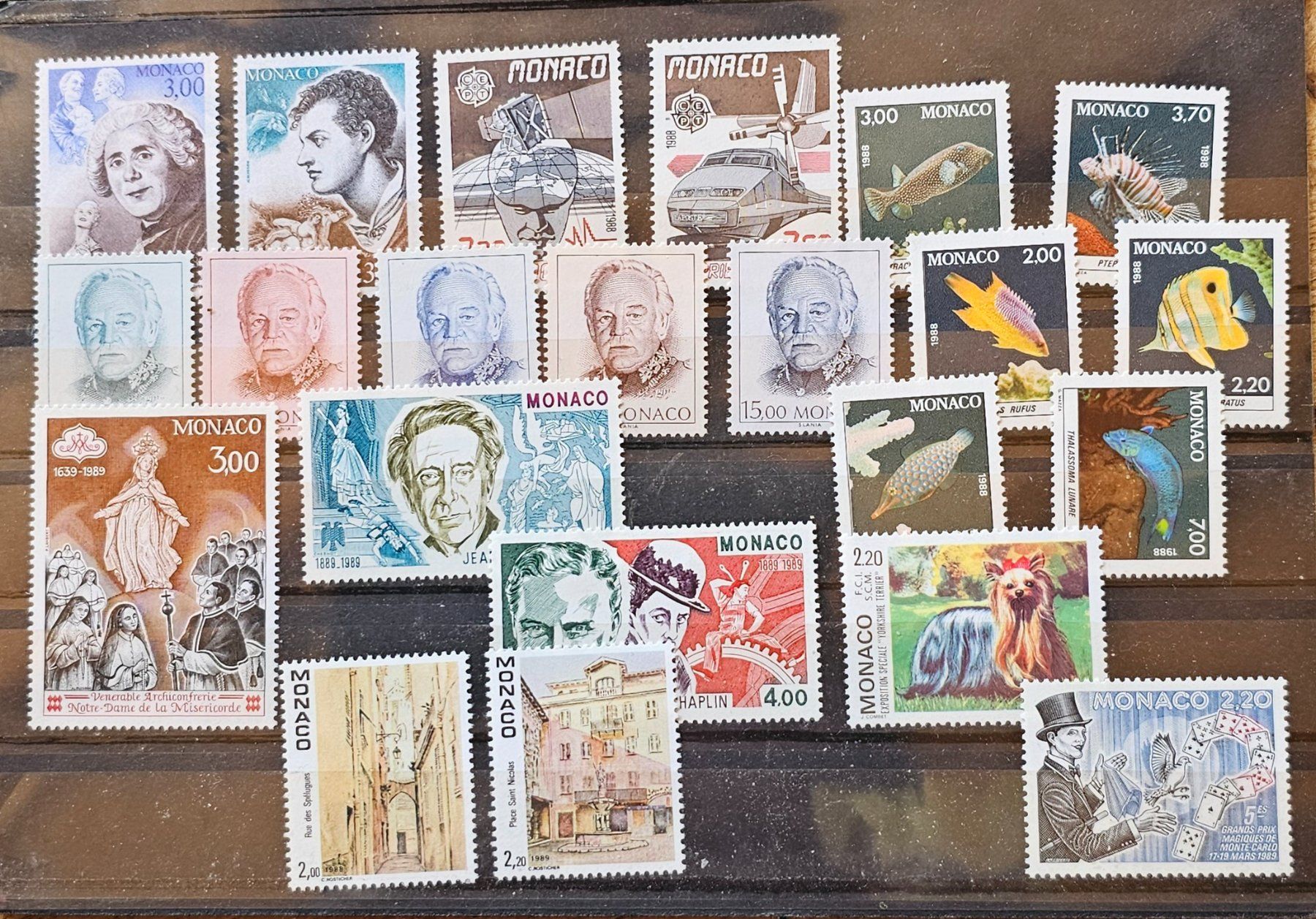 Tutti i francobolli: MONACO timbres neufs ** 1988, 89 – Nuovo (secondo la descrizione) da Les Valettes venduto da Nuba1