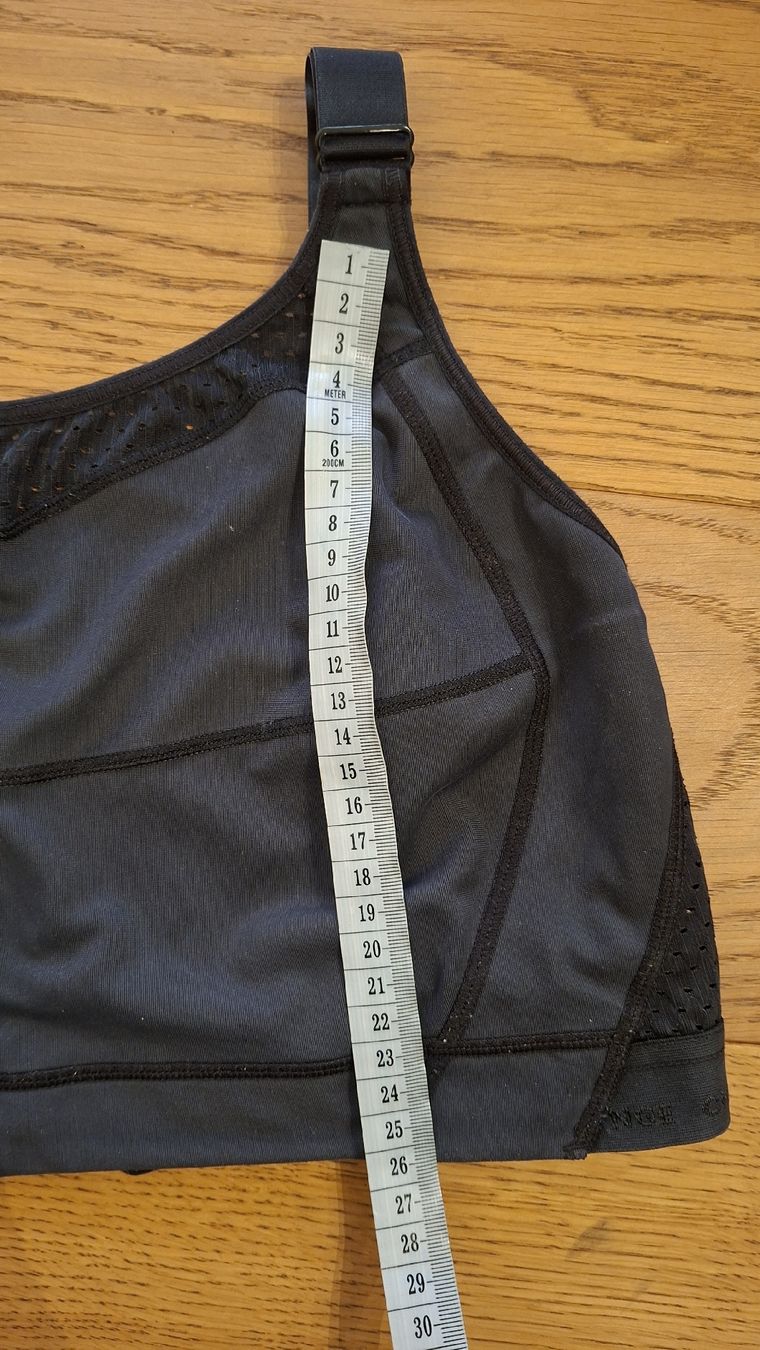 Altra biancheria intima: Sportbh von Change – Usato da Oberengstringen venduto da Kimchimon 7