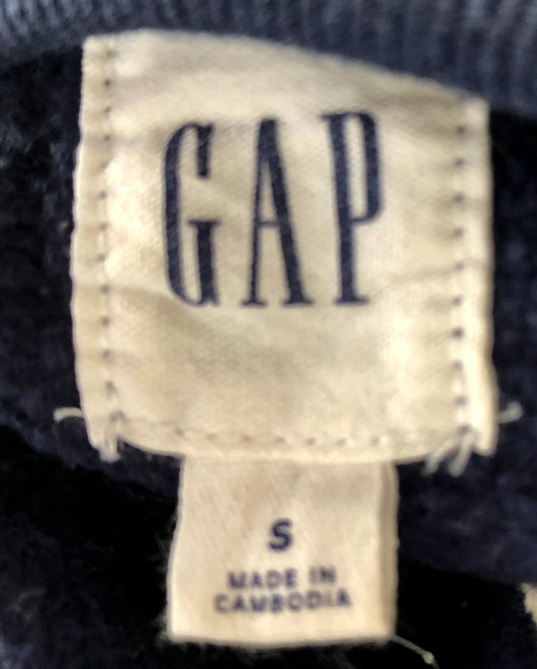 Gap Maglioni & Felpe: GAP Pullover, Pulli, Sweater, S, Herren o. Damen, blau – Usato da Zürich venduto da aboxi 4