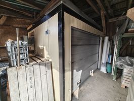 Kühlzelle mit Sektionaltor