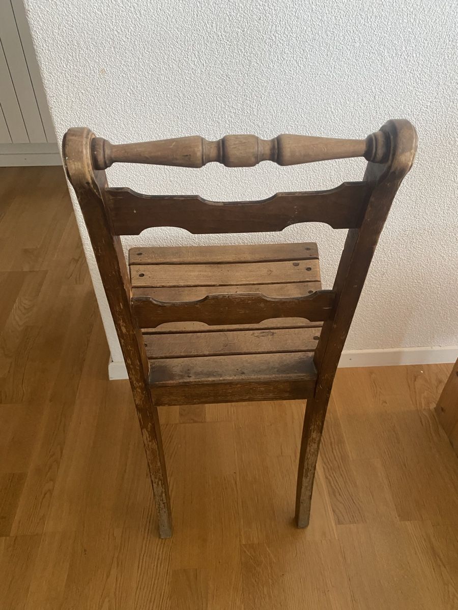 Stühle: Chaise en bois – Gebraucht aus Biel/Bienne von val_m5my 2