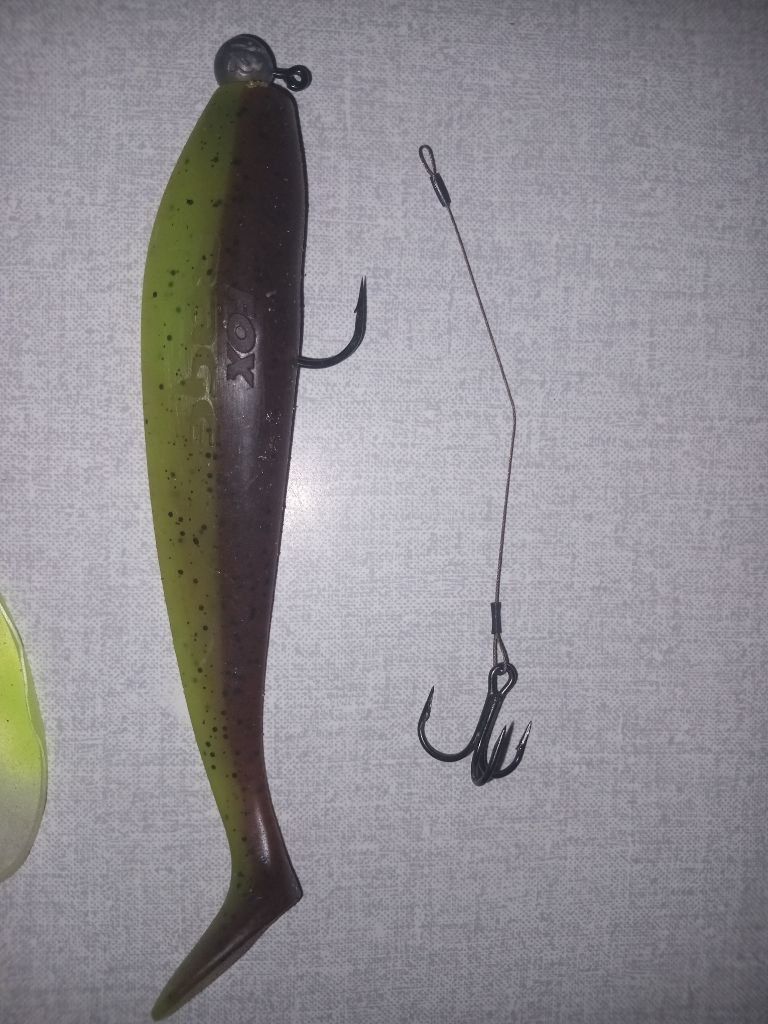 Hameçons: Fischerhaken mit Kunstköder – D'occasion à Knonau par nae_zp7g 1