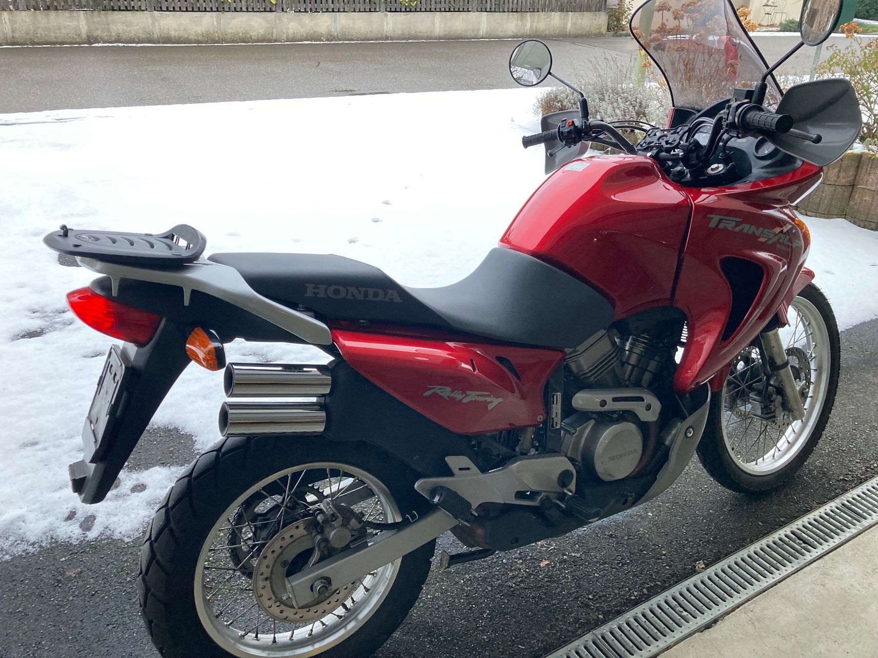 Honda Touring: Honda Transalp XLV 650 Motorrad – Usato da Frenkendorf venduto da Elomi 3