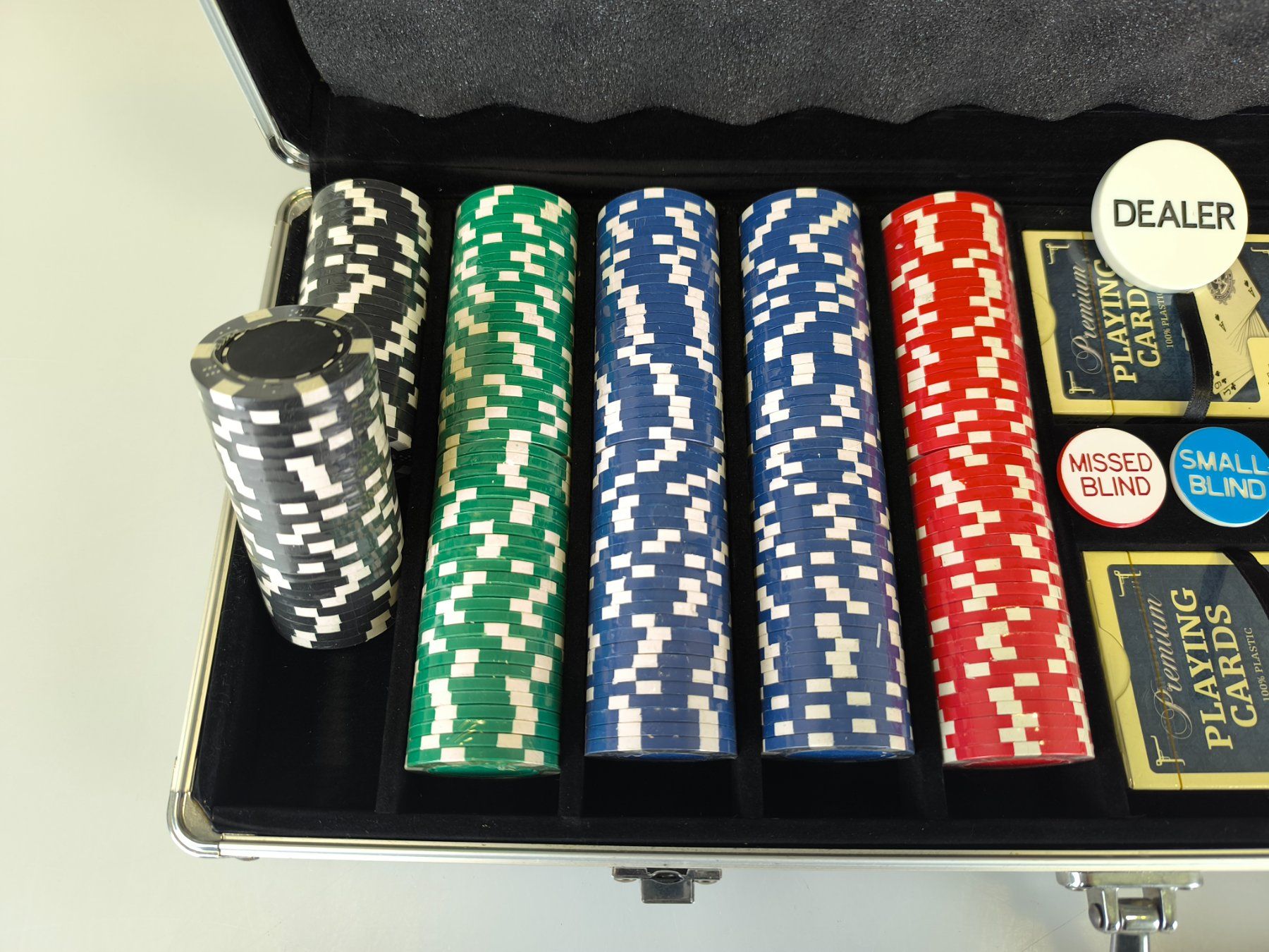 Giochi: POKER RANGE Pokerkoffer 500 schwere Chips – Nuovo (secondo la descrizione) da Rüti ZH venduto da Restwert_Rueti_ZH 1