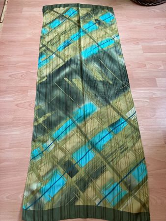Seide Foulard Schal Grun