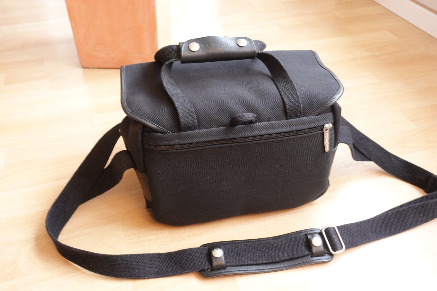 Borse: Billingham 225 Camera Bag schwarz – Usato da Neuheim venduto da snuup01 3