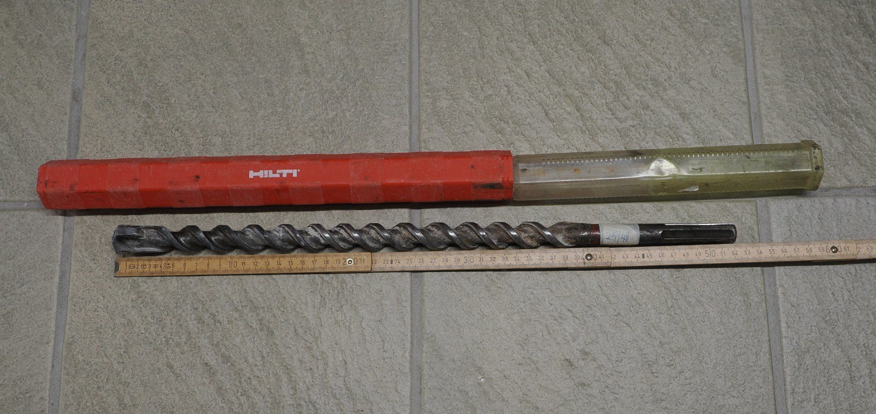 Hilti Tous les outils: Hilti Bohrer 25/400 SDS – D'occasion à Boswil par LuSB_56