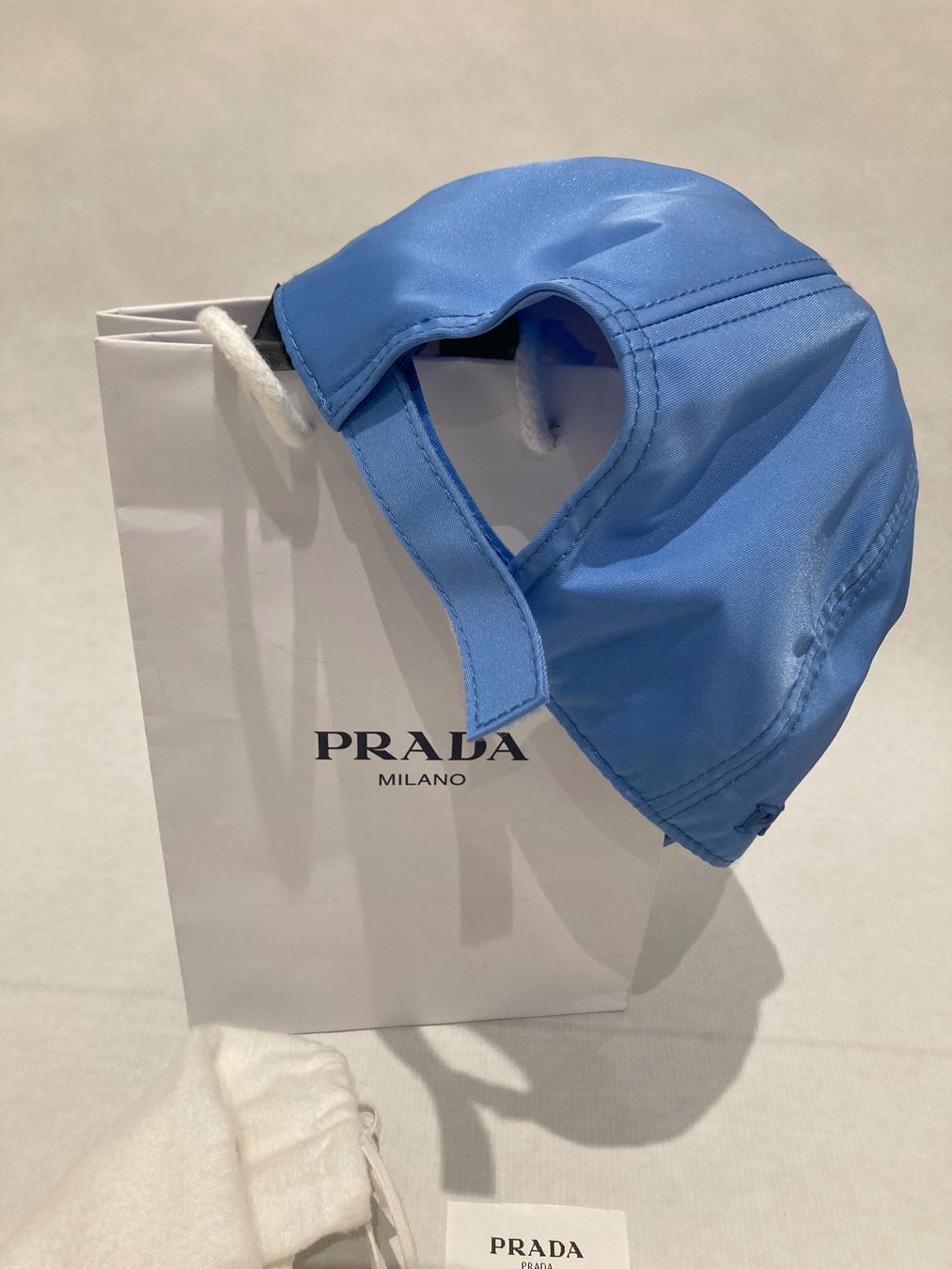 Prada Copricapi, berretti & cappellini: Prada HUT – Usato da Paradiso venduto da Kayakara 3