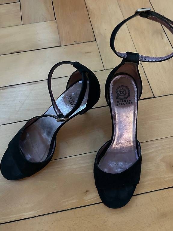 Scarpe da donna: Wildleder Sandale  – Usato da Luzern venduto da son_jmh8 1