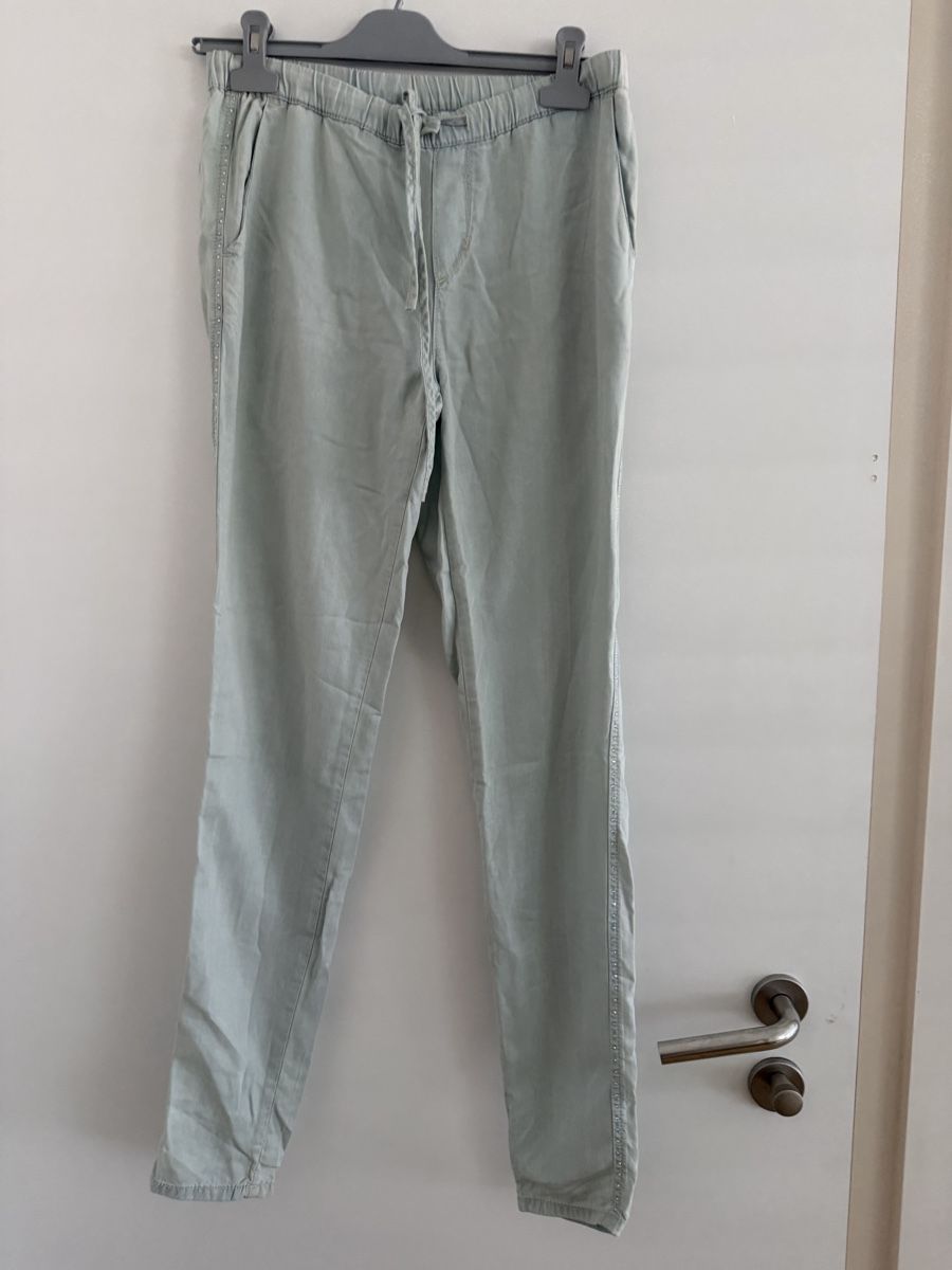 Liu Jo Pantaloni: pantalon Liu Jo  – Nuovo (secondo la descrizione) da Versoix venduto da wen_75xm
