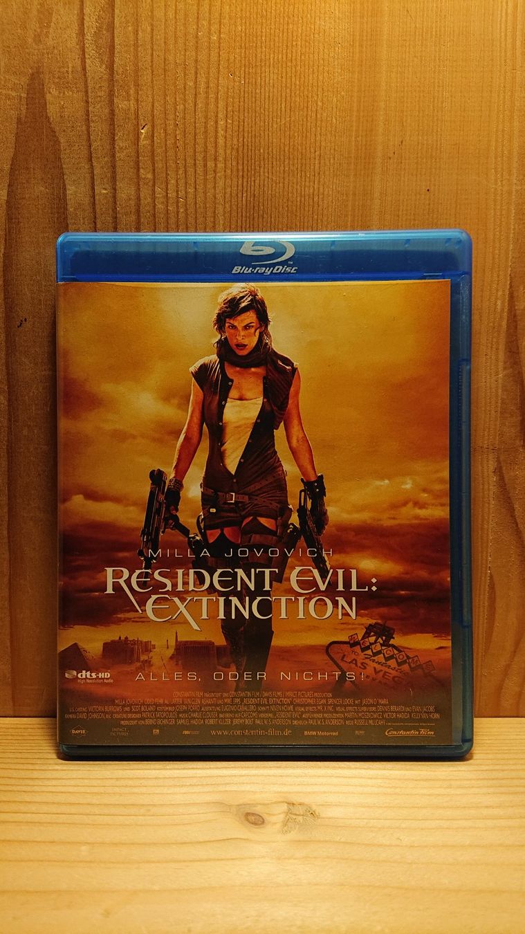 Tutti i DVDs: RESIDENT EVIL Extinction auf Blu-Ray – Usato da Wilderswil venduto da Exebub