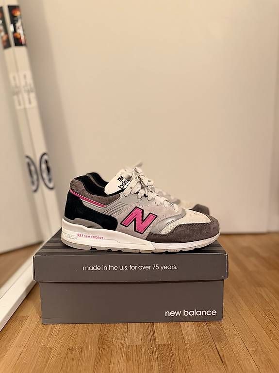 New Balance Scarpe da uomo: New Balance 997 Gris Rose – Usato da Bussigny venduto da jam_kd2f 1