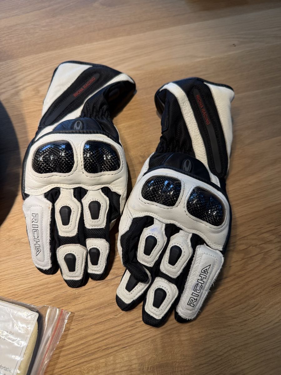 Guanti & manicotti: Handschuhe Richa Racing in Grösse S. – Nuovo (secondo la descrizione) da Dottikon venduto da 0Micia0