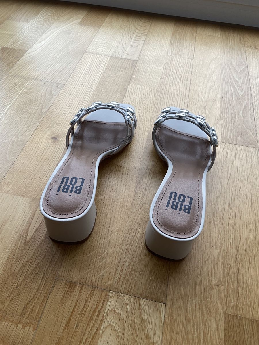 Scarpe da donna: Bibi Lou Mules 🤍 – Nuovo (secondo la descrizione) da Fribourg venduto da DayaneH. 3