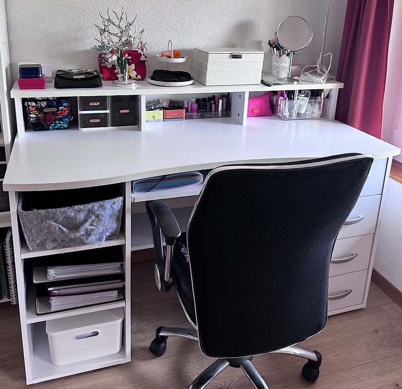 Schreibtische: Bureau – Gebraucht aus Villargiroud von dia_9yql