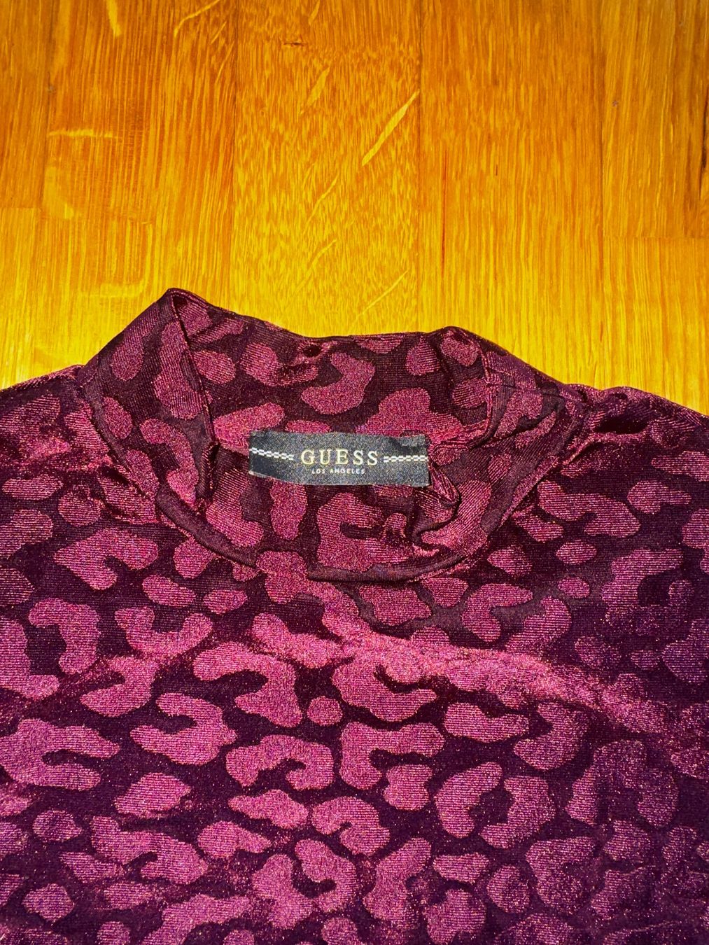 Guess Tute: Guess Body Damen Gr.S – Nuovo (secondo la descrizione) da Bettlach venduto da Tradenet100 1
