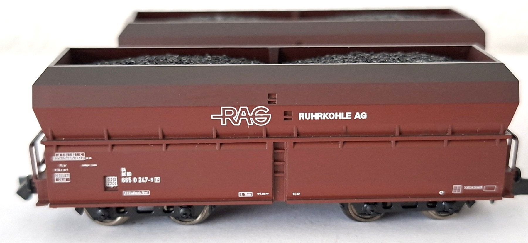 Trix Modellini di ferrovie: 4 Minitrix  DB Kohlewagen RAG  RUHRKOHLE AG – Usato da Biberist venduto da Ntrains 4