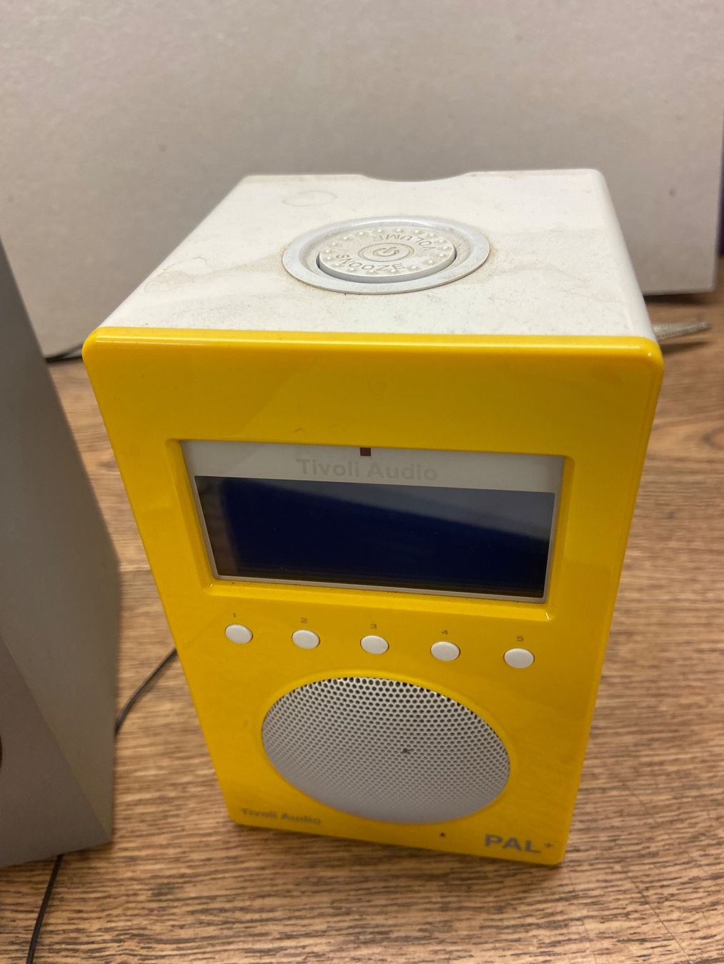 Radios: Radio – Gebraucht aus Embrach von Toeffan 3