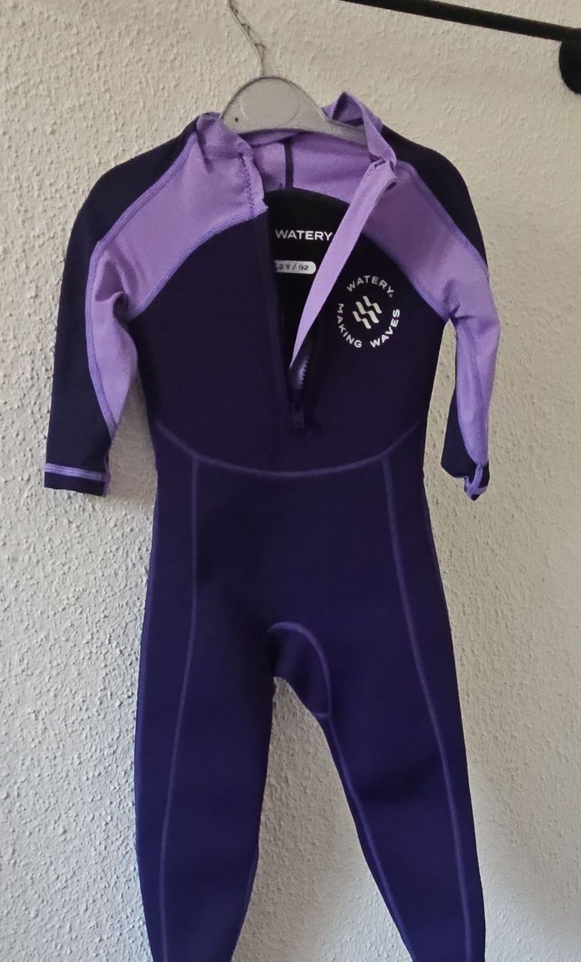 Completi: Kinder Neoprenanzug – Nuovo (secondo la descrizione) da Herrliberg venduto da daki0017