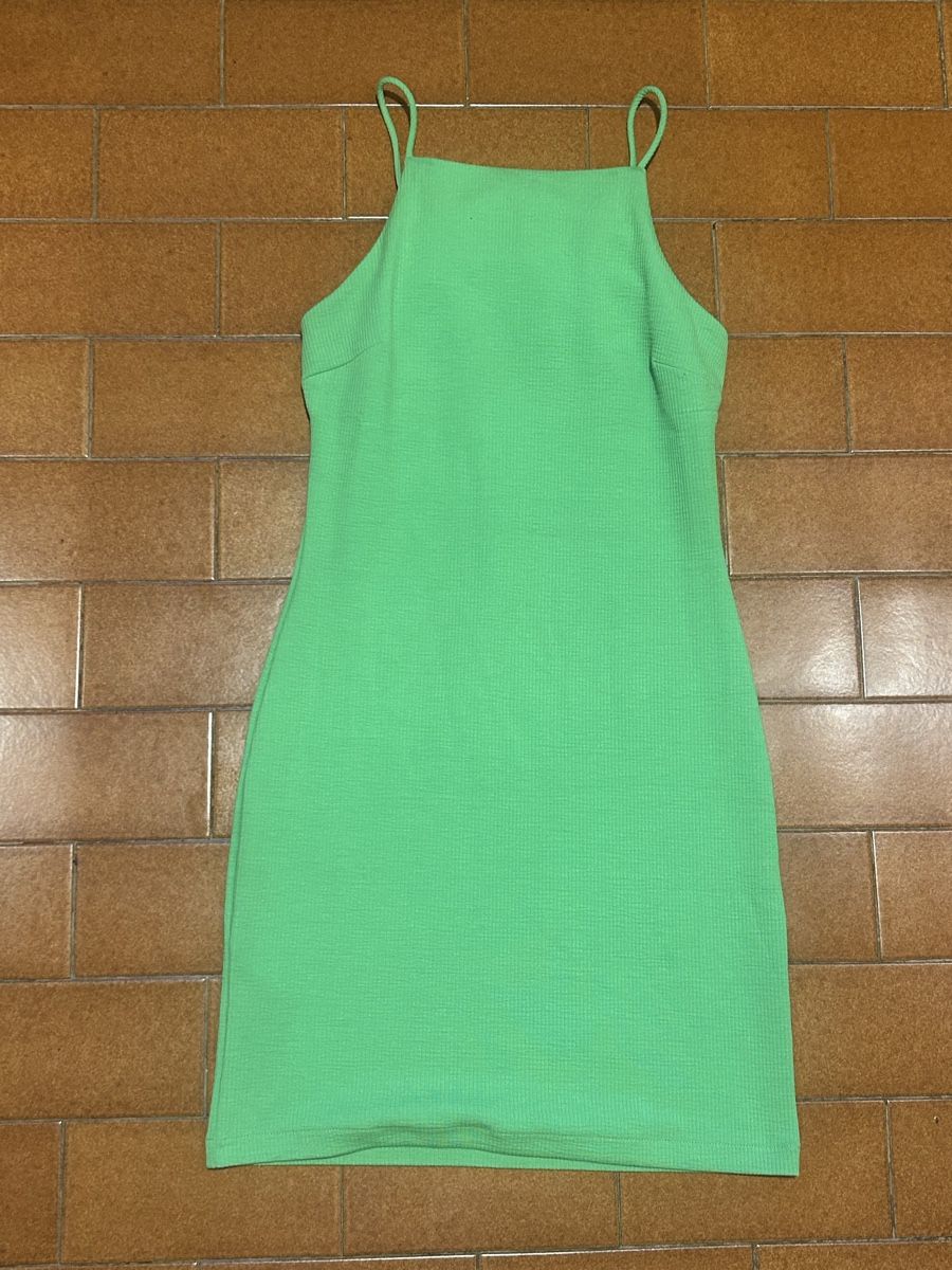 Mango Vestiti: Robe vert MNG courte taille XS état neuf – Nuovo (secondo la descrizione) da St-Prex venduto da mar_f6t6