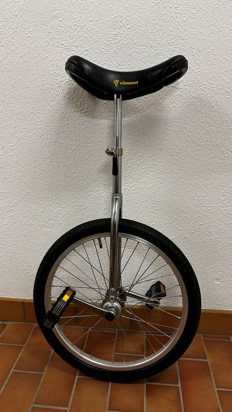 Pneus & Roues: Einrad Vittelli 20 Zoll – D'occasion à Henggart par wachwach