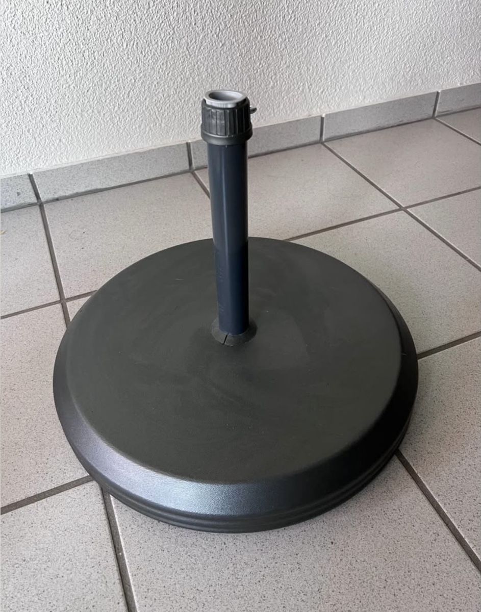 Altro: Schirmsockel aus Beton – Nuovo (secondo la descrizione) da Solothurn venduto da sl_27