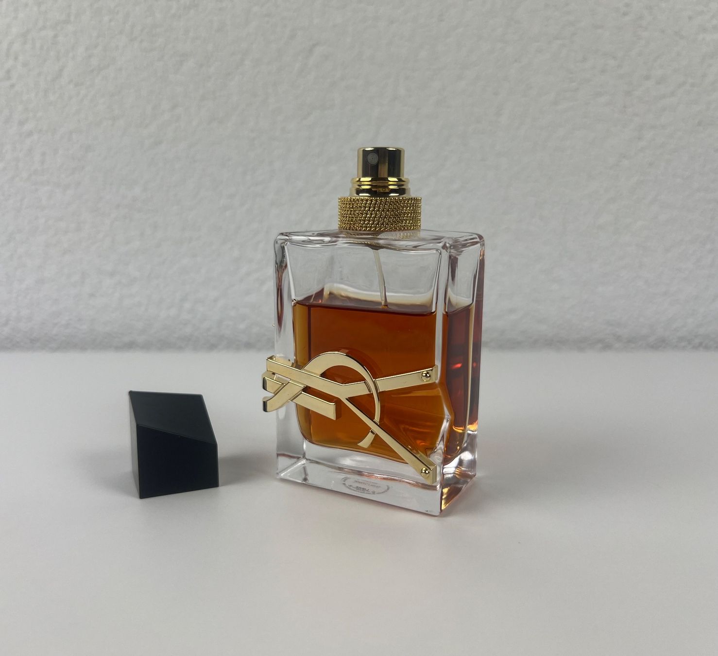 Saint Laurent Profumi & Eau de Toilette: Yves Saint Laurent Libre Intense Eau de Parfum 50ml – Usato da Stein am Rhein venduto da Moons_of_Saturn 1