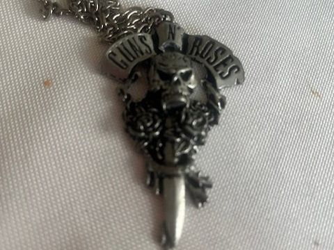 Ciondoli: Guns and Roses   Anhänger – Usato da Romanshorn venduto da Knut4