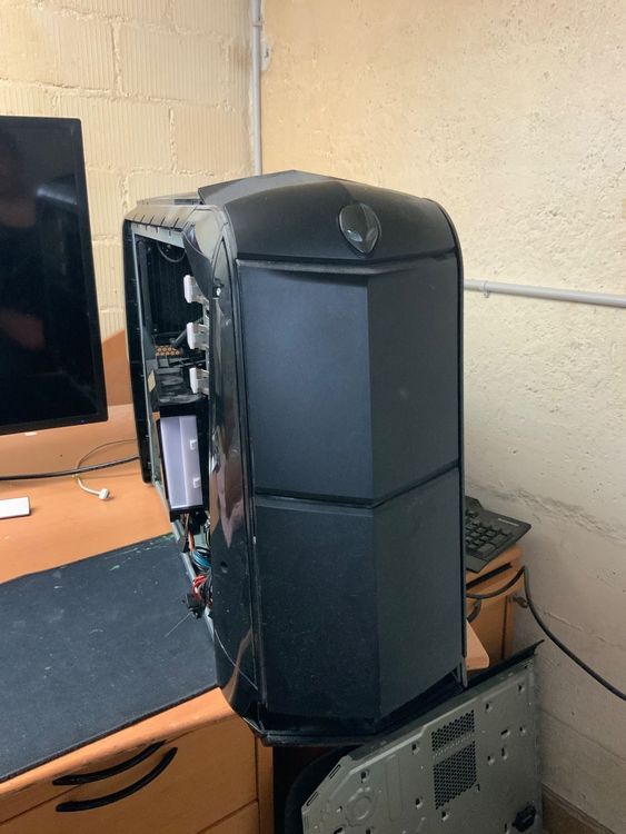 Alienware Aurora R3 (Defekt) in Au SG für CHF 25 – nur Abholung auf ...