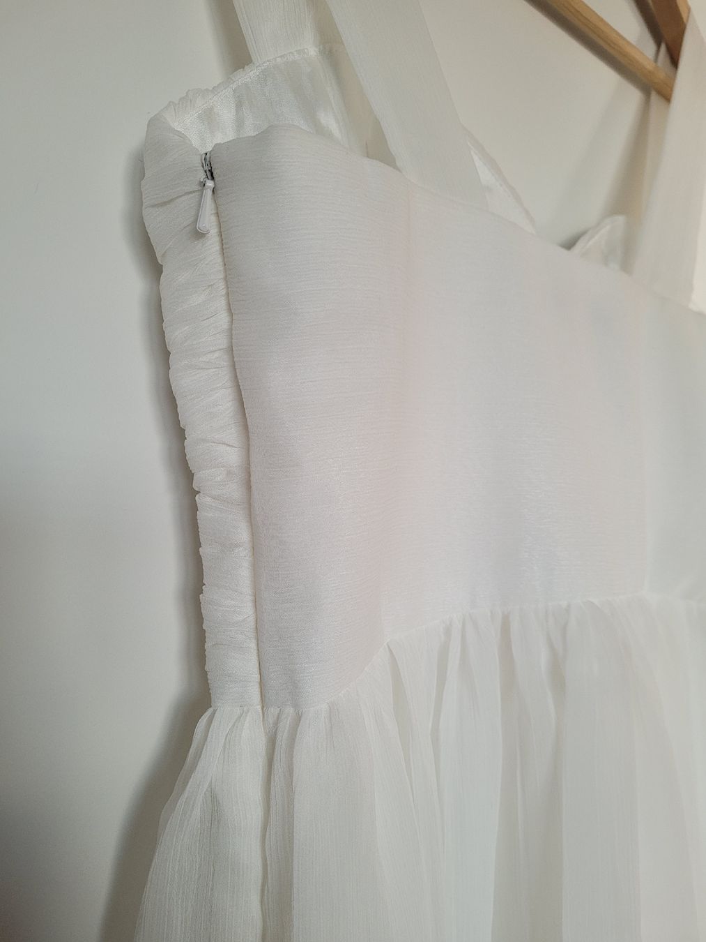 Robes: Kleid weiss S/36 – Neuf (Voir description) à Bern par hitomi112 2