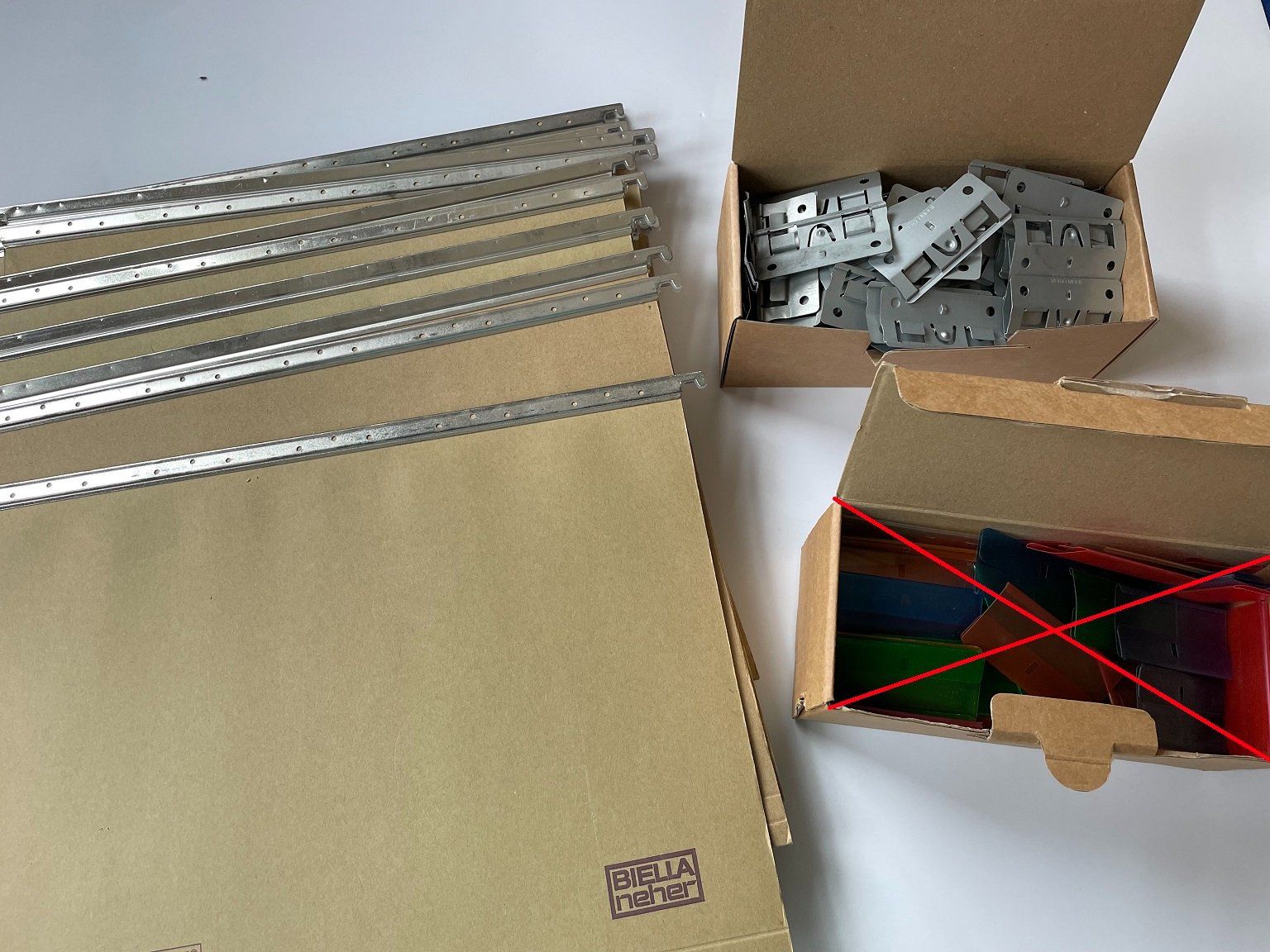 Raccoglitori: 50 x Hängeregister-Mappen mit Metallclips – Usato da Neunkirch venduto da liquidationen_8152 2