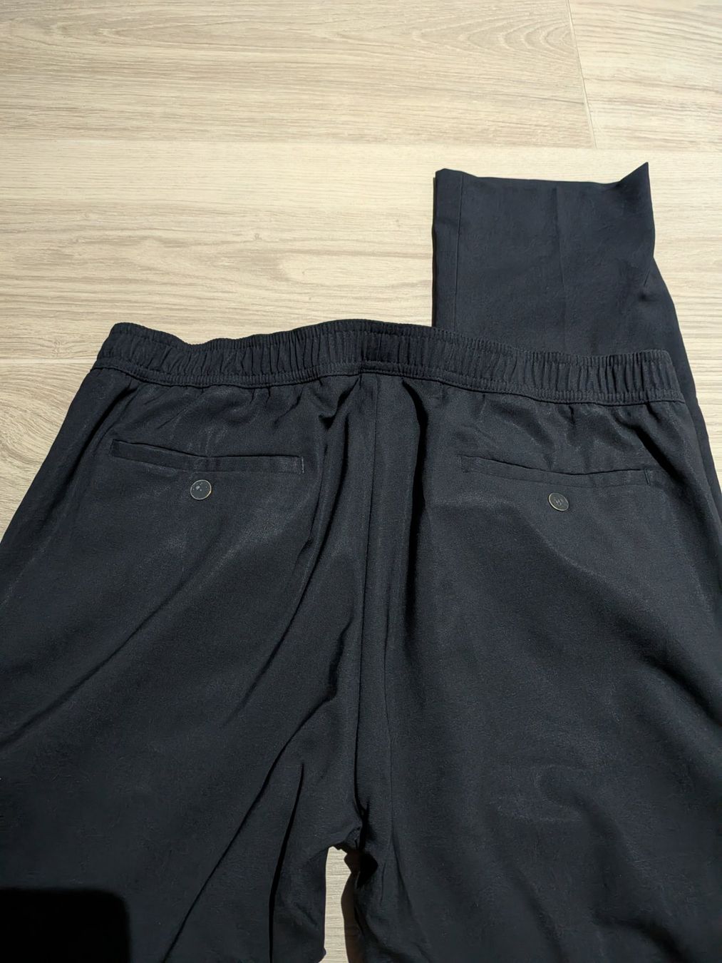 Sandro Hosen: Pantalon chino noir Sandro – Gebraucht aus Epalinges von nsh_t58w 5