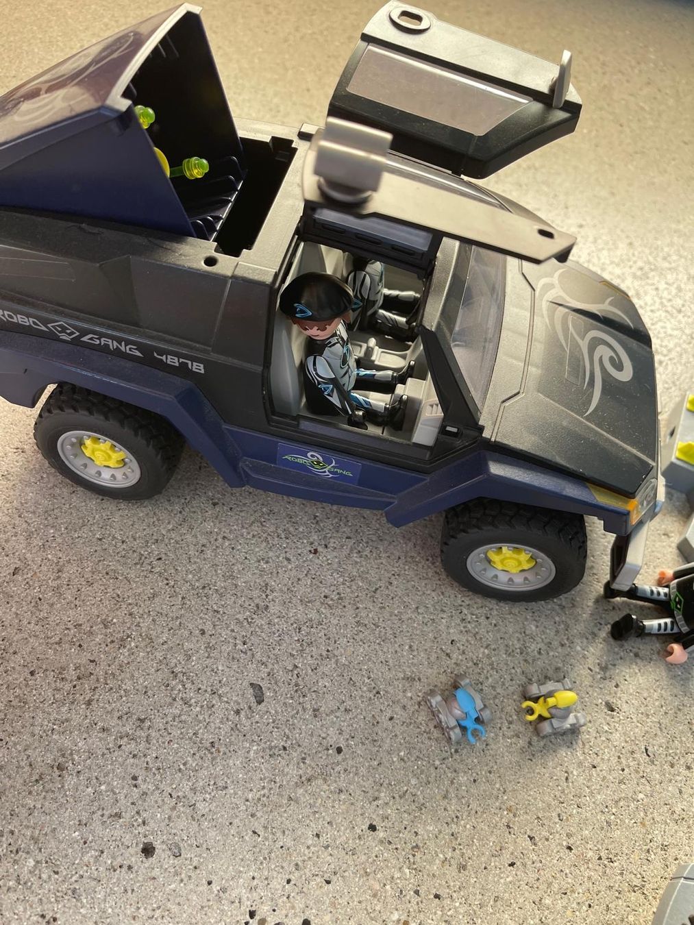 Playmobil Giocattoli: PLAYMOBIL 9250 Agents Dr. Drones Command Center – Usato da Bellach venduto da wensa11 1