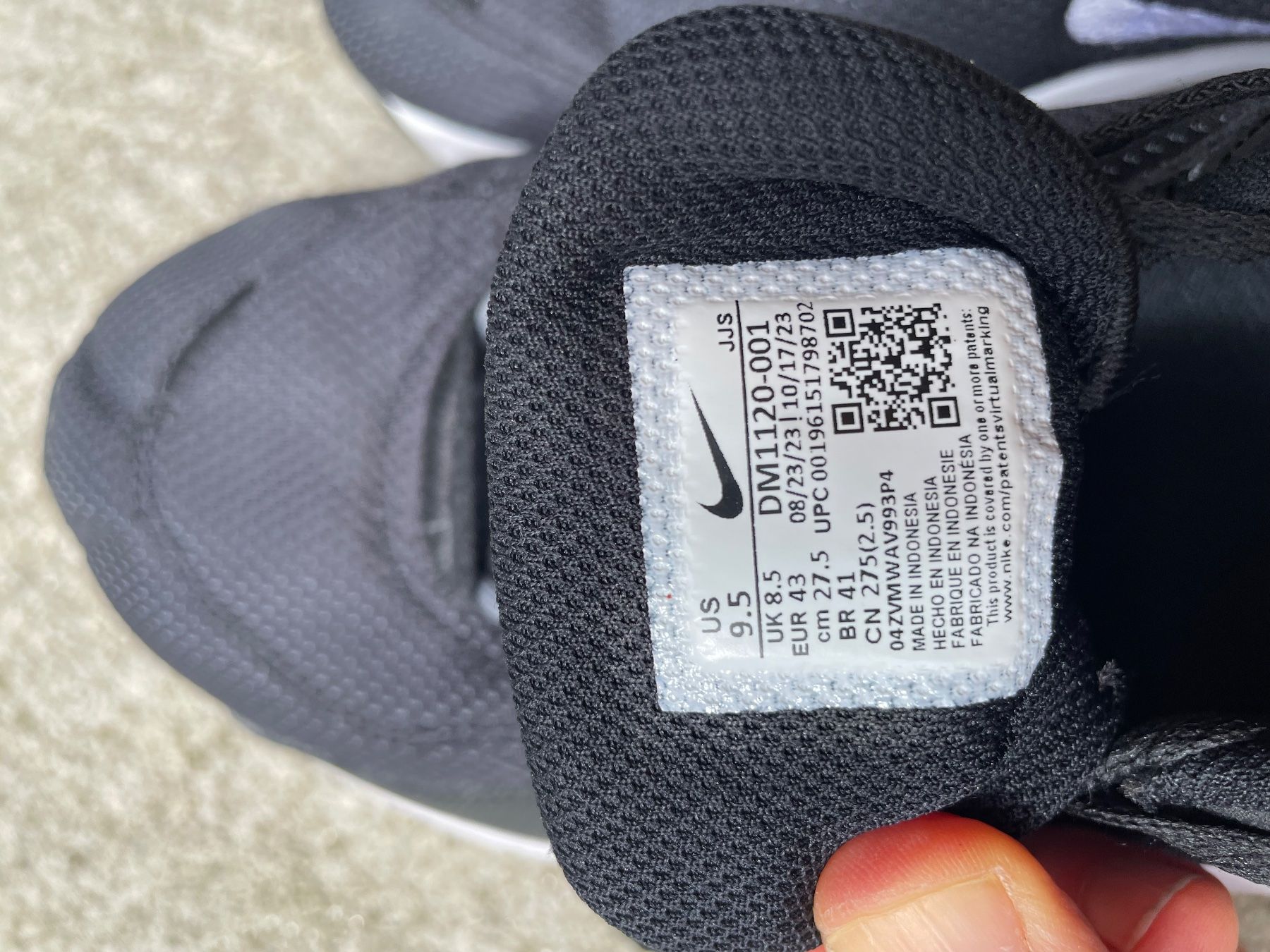 Nike Scarpe da uomo: Nike Legend Essential 3 Gr. 43 – Nuovo (secondo la descrizione) da Uster venduto da scp25 5