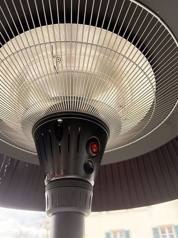 Radiatori: Terrassen Heizstrahler – Usato da Zürich venduto da Sandraastoll 2