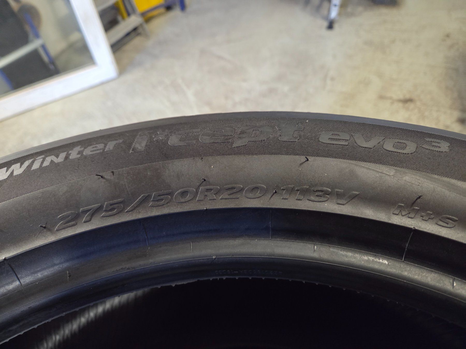 Hankook Pneumatici & Ruote complete: 4 Hankook Winterreifen – Usato da Heimisbach venduto da Lux4x4 4