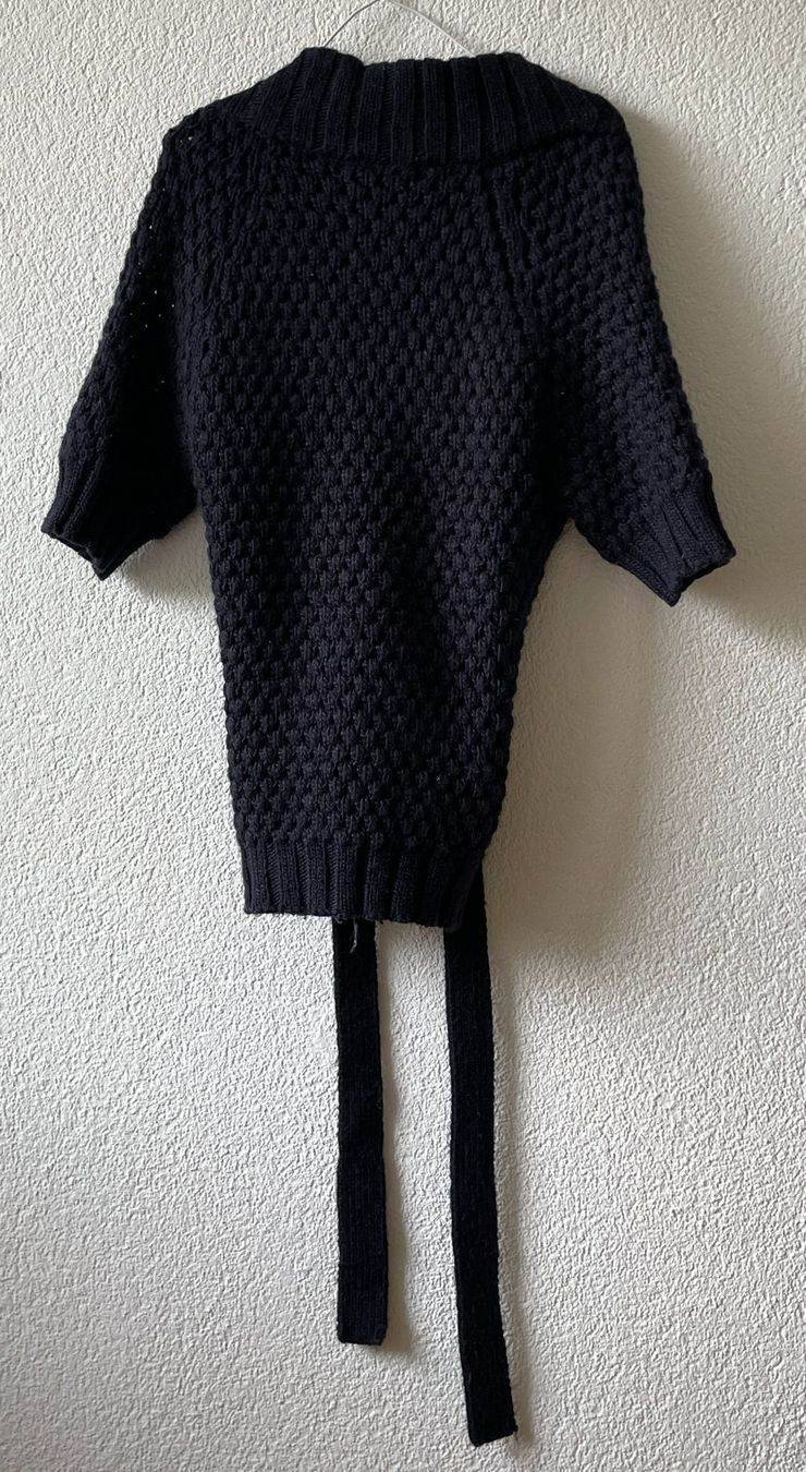 H&M Giacche: Strickjacke, Kurzarm – Usato da Uster venduto da emm_px8k 1