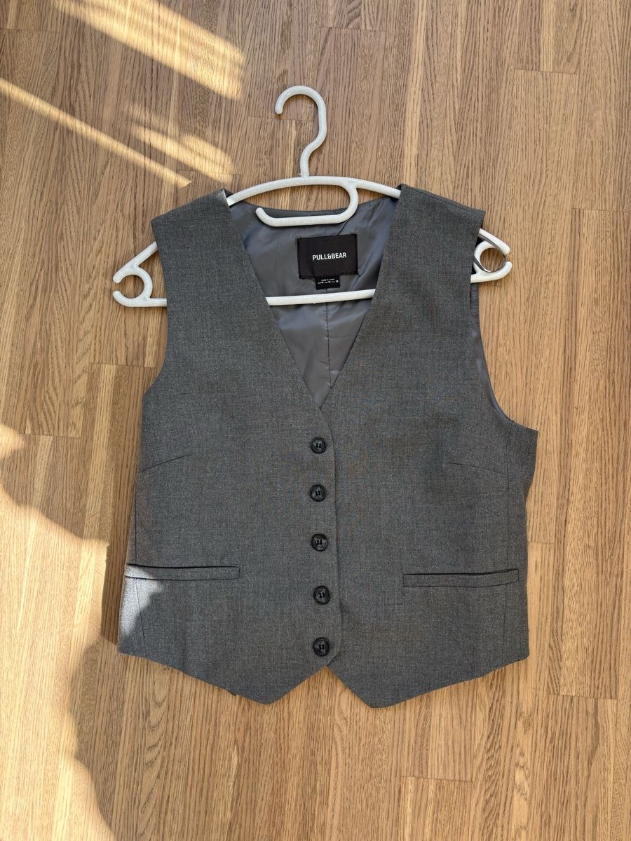 Pull&Bear Gilets: Pull&Bear Weste, Grau, Grösse M – Neuf (Voir description) à Bremgarten b. Bern par jok_6fx7
