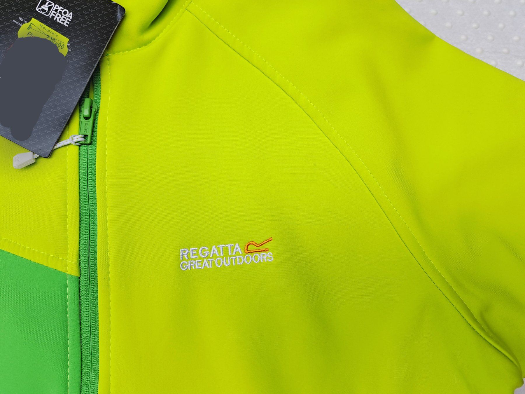 Giacche: Regatta Softshell Jacke, neu mit Etikett, Gr. 50 – Nuovo (secondo la descrizione) da Gysenstein venduto da joshuas81 2
