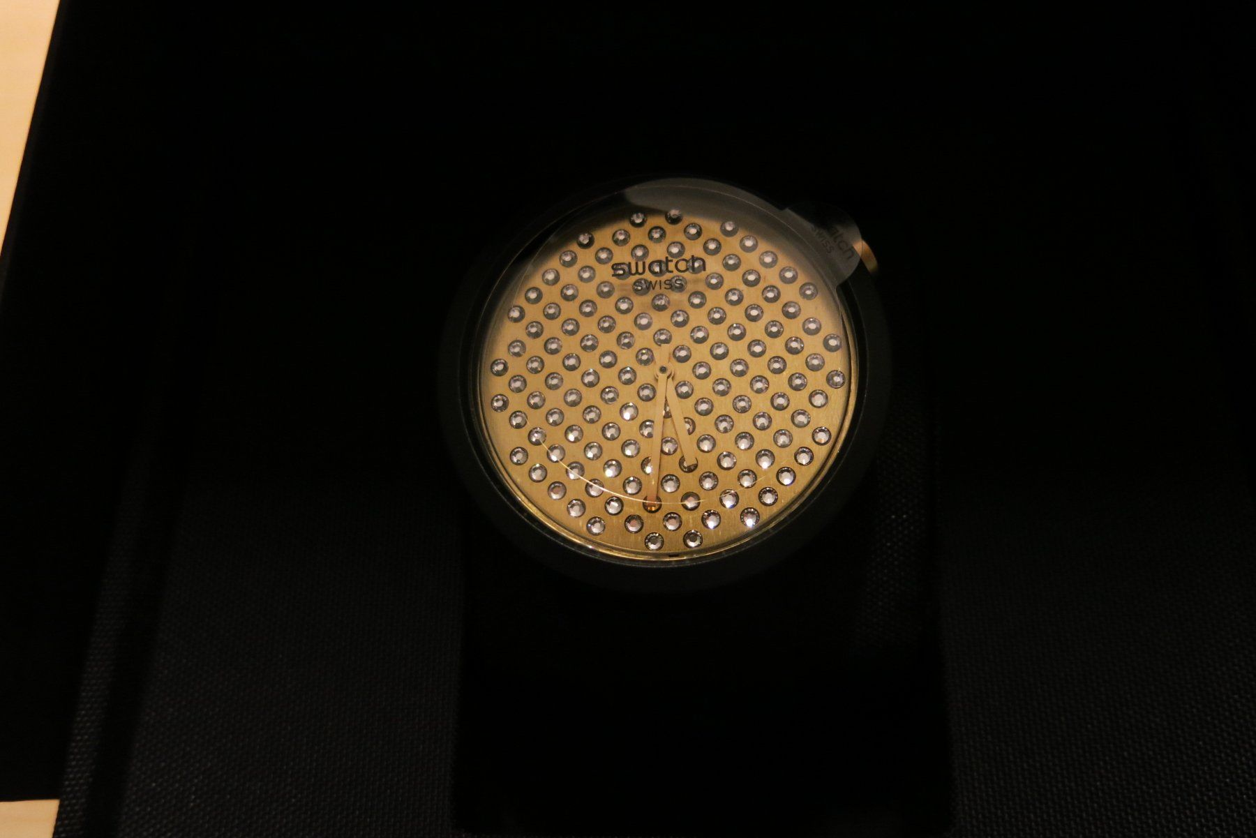 SWATCH BIG SPARKLE BOLD SO27Z102 NEU LIMITIERT AUF NUR 525