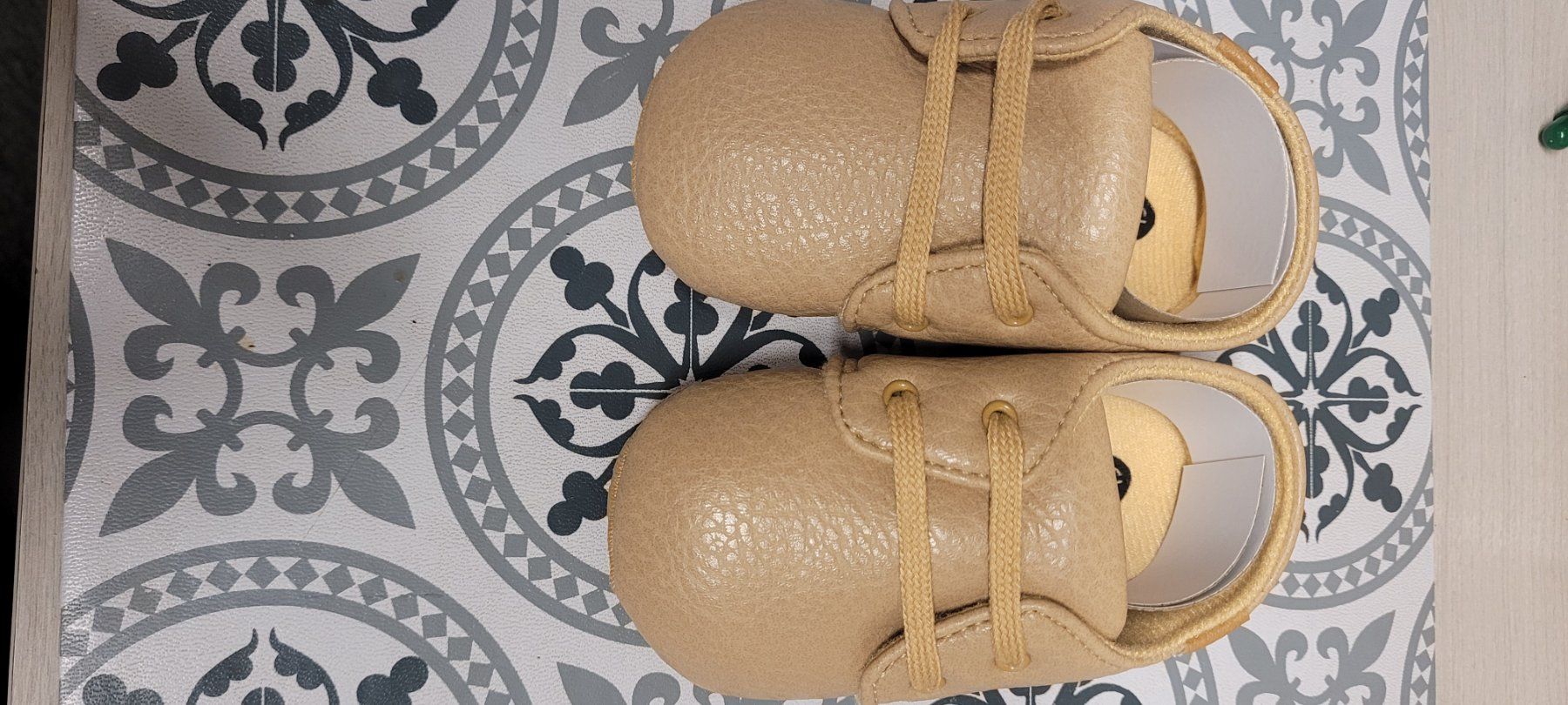 Schuhe für Jungen: Chaussures bébé cuir souple neuve – Neu und originalverpackt aus Zürich von lea_v8kt 1