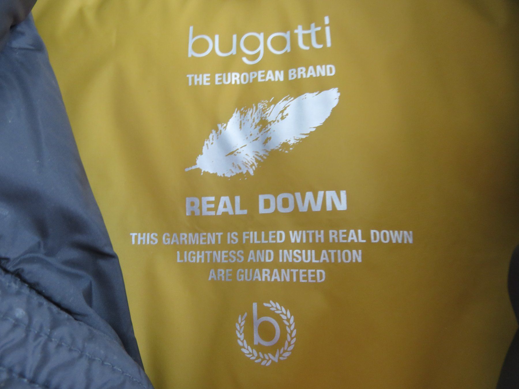 Bugatti Gilet & Giacche: BUGATTI-DAUNENGILET Gr. M – Nuovo (secondo la descrizione) da Lachen SZ venduto da portofino01 1