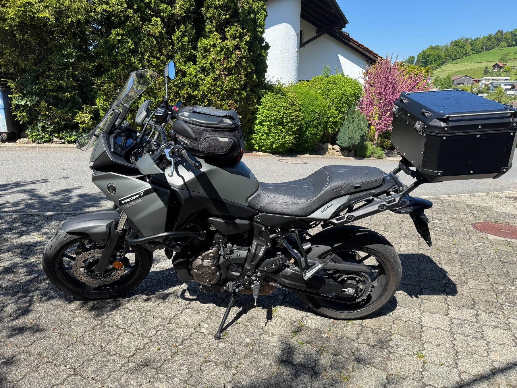 Yamaha Touring: Motorrad – D'occasion à Greppen par mar_y8lg