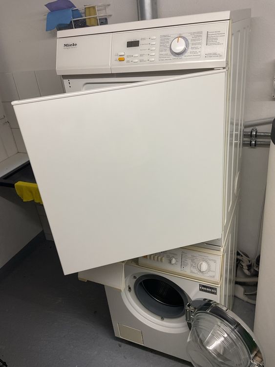 Miele Waschturm zu verkaufen (Gebraucht) in Beckenried für CHF 900 ...