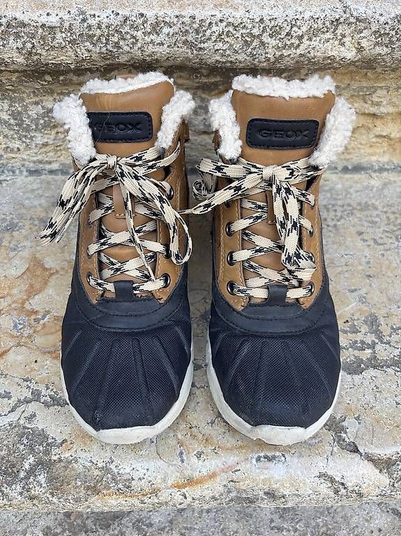 Chaussures garçon: Winterschuhe Geox Gr. 35 – D'occasion à Basel par tschulie 1