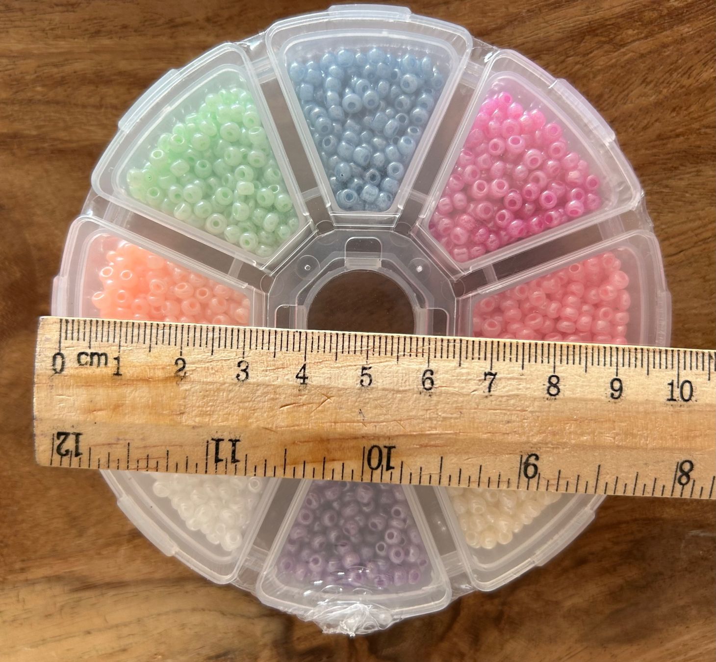 Perlen (unechte): Box Rocailles / Glasperlen / Bastelperlen 3mm – Neu und originalverpackt aus Geneve von vane267 1