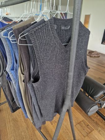 Elegante und hochwertige Pullunder (Grösse M)