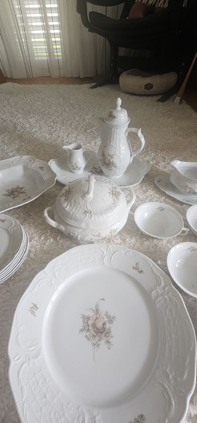Rosenthal Set di piatti: Rosenthal Classic Rose Collection Geschirr Set, Top Zust – Nuovo (secondo la descrizione) da Riedikon venduto da Winter21. 4
