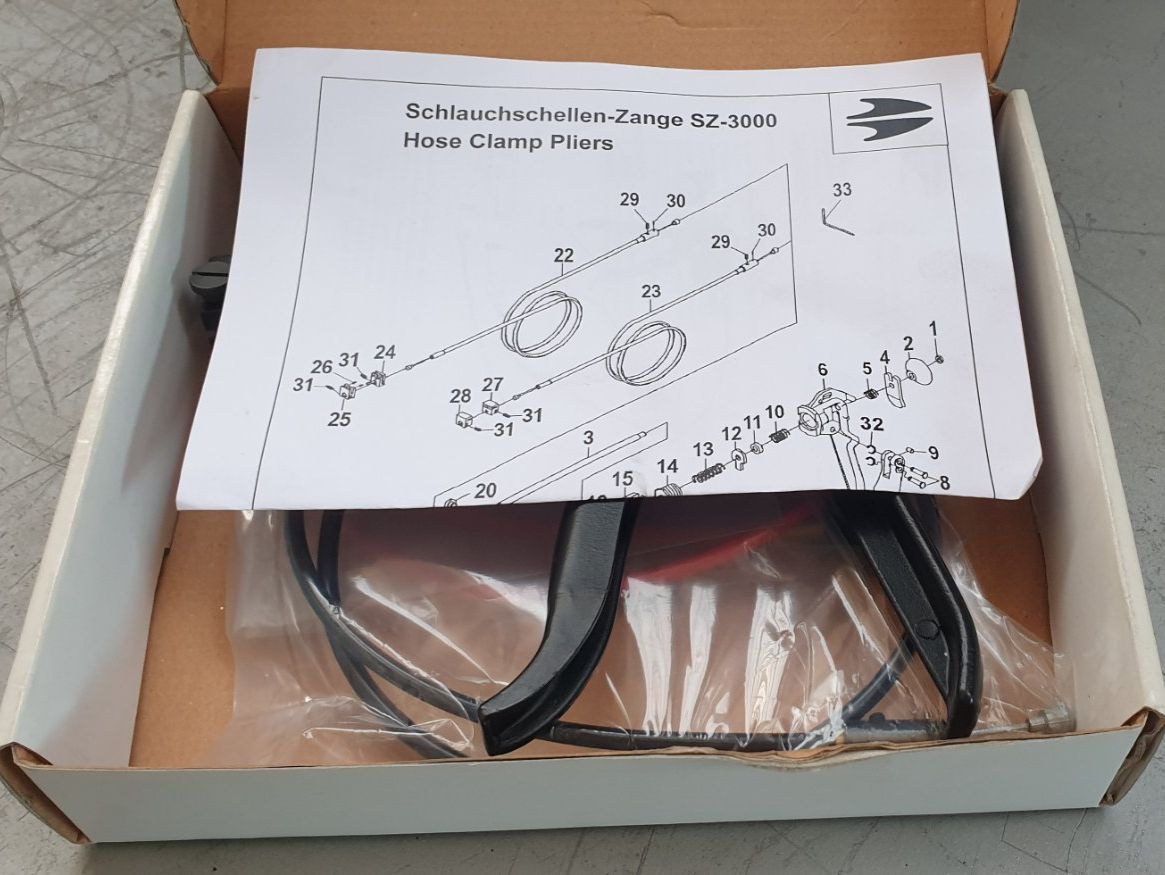 Tous les outils: Schlauchschellenzange – Neuf avec emballage d'origine à Müllheim Dorf par Linus18 5
